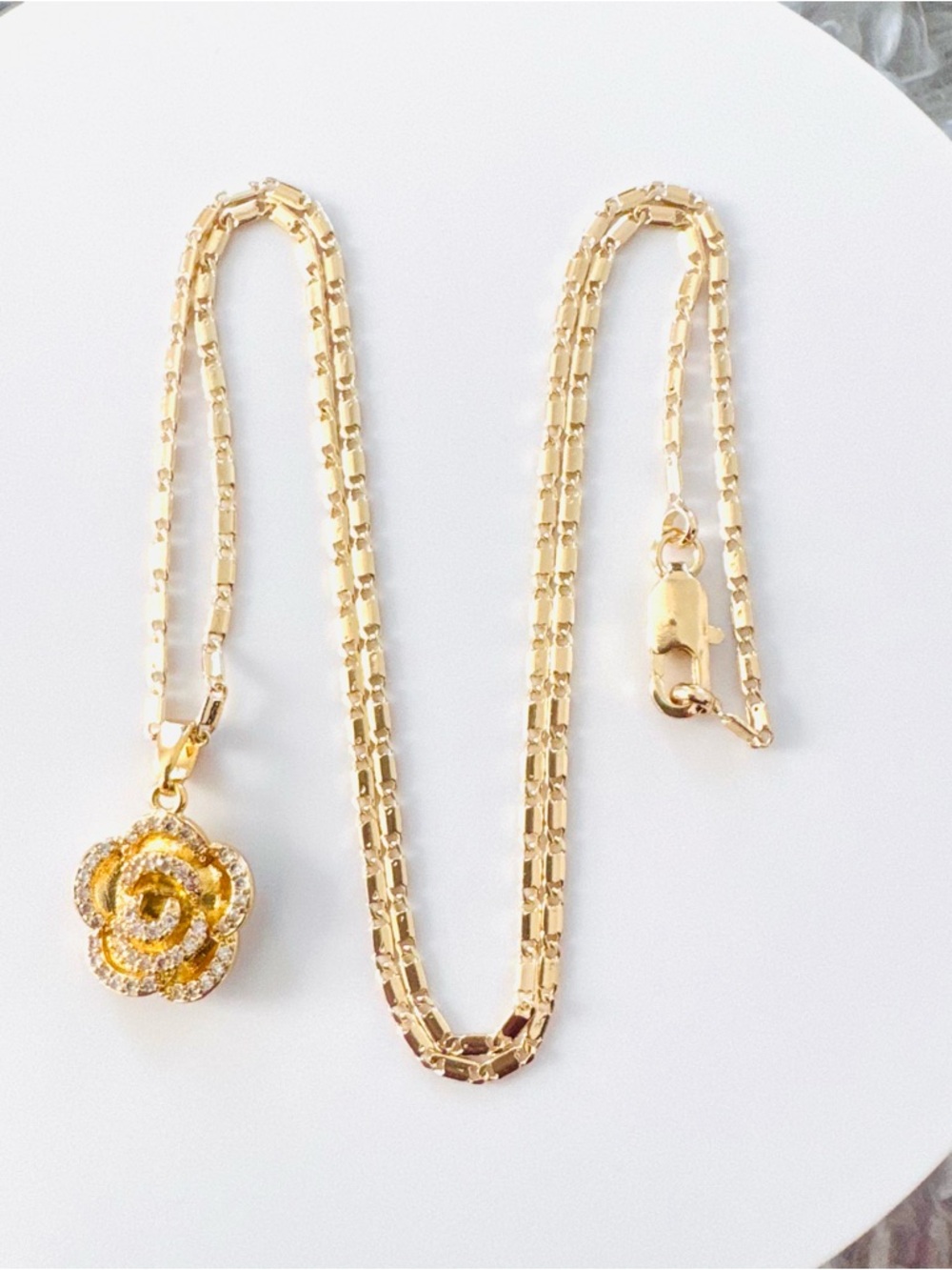 14K Gold Plated Flower Pendant with 20” lengthNecklace - Women’s Jewelry.New